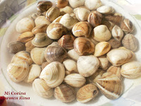 Macarrones jibia, almejas mejillones salsa cebolla vino blanco