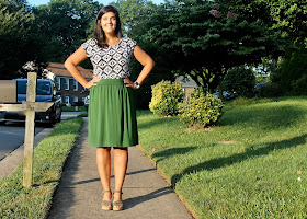 DIY no-pattern gathered jersey skirt. Sew this skirt without a pattern!