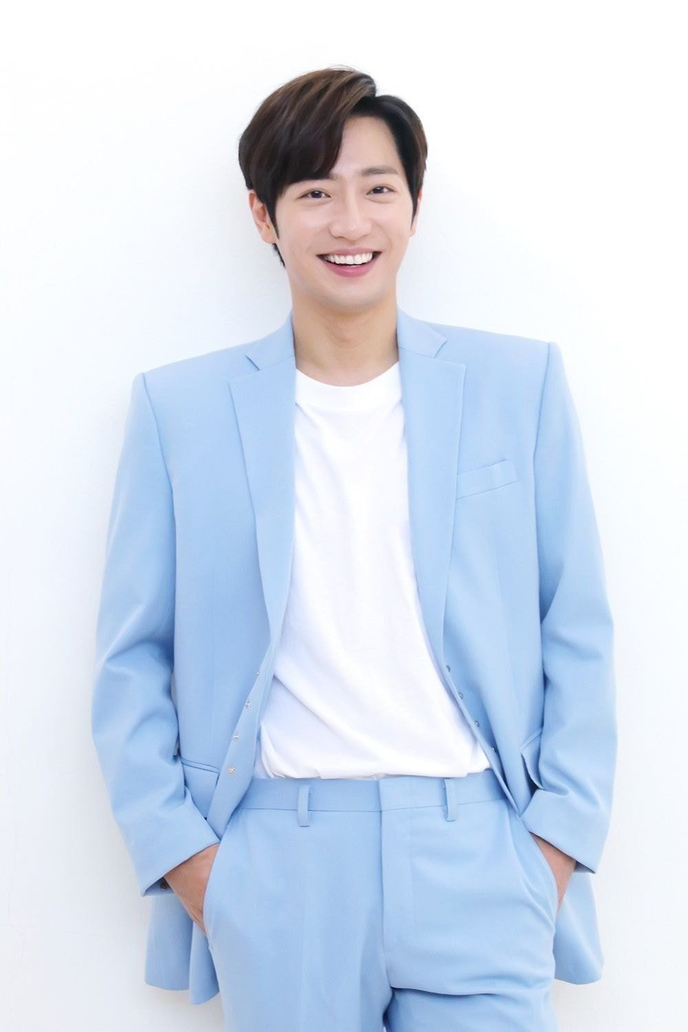 Knetz talks about how funny the first broadcast of the new variety show