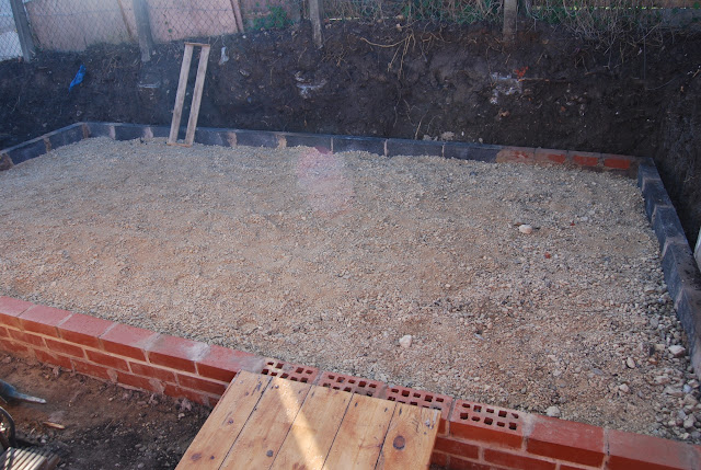 New Block Shed - Self Build Part 3 - Floor &amp; Block laying 