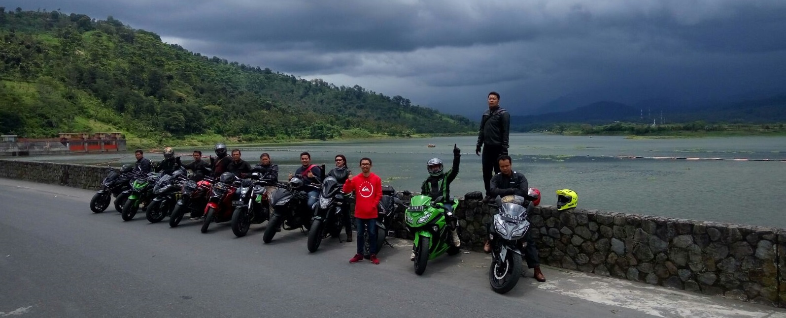 Motor Sport 250 CC Harian Ninja 250 Fi Bikin Punggung Pegel