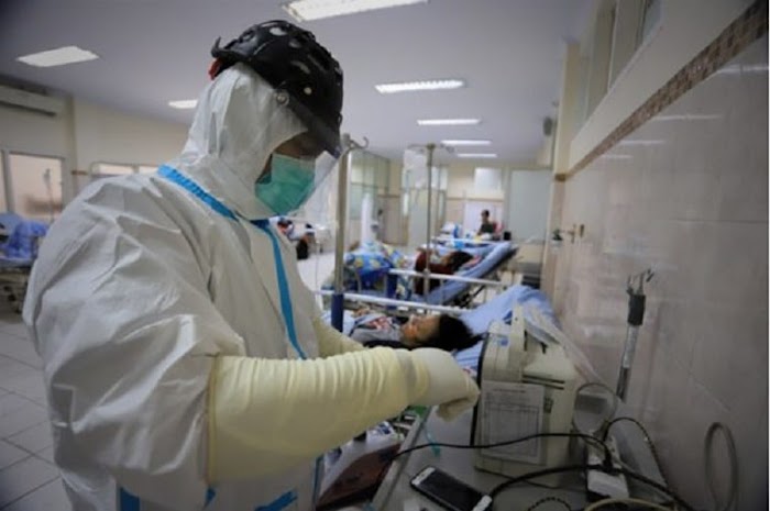 Dokter Eva Ungkap Banyak Nakes Resign karena Insentif Belum Cair