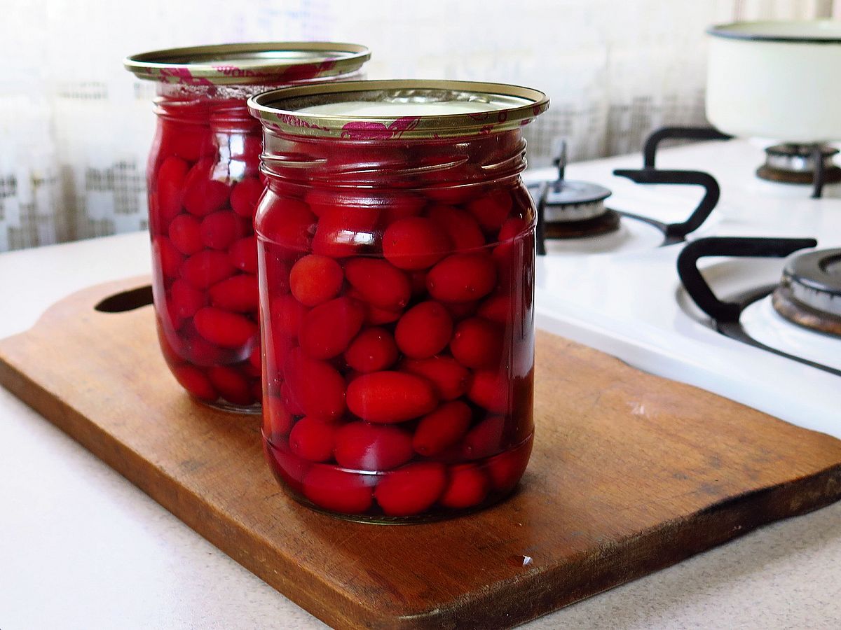 Перец, маринованный со сливами