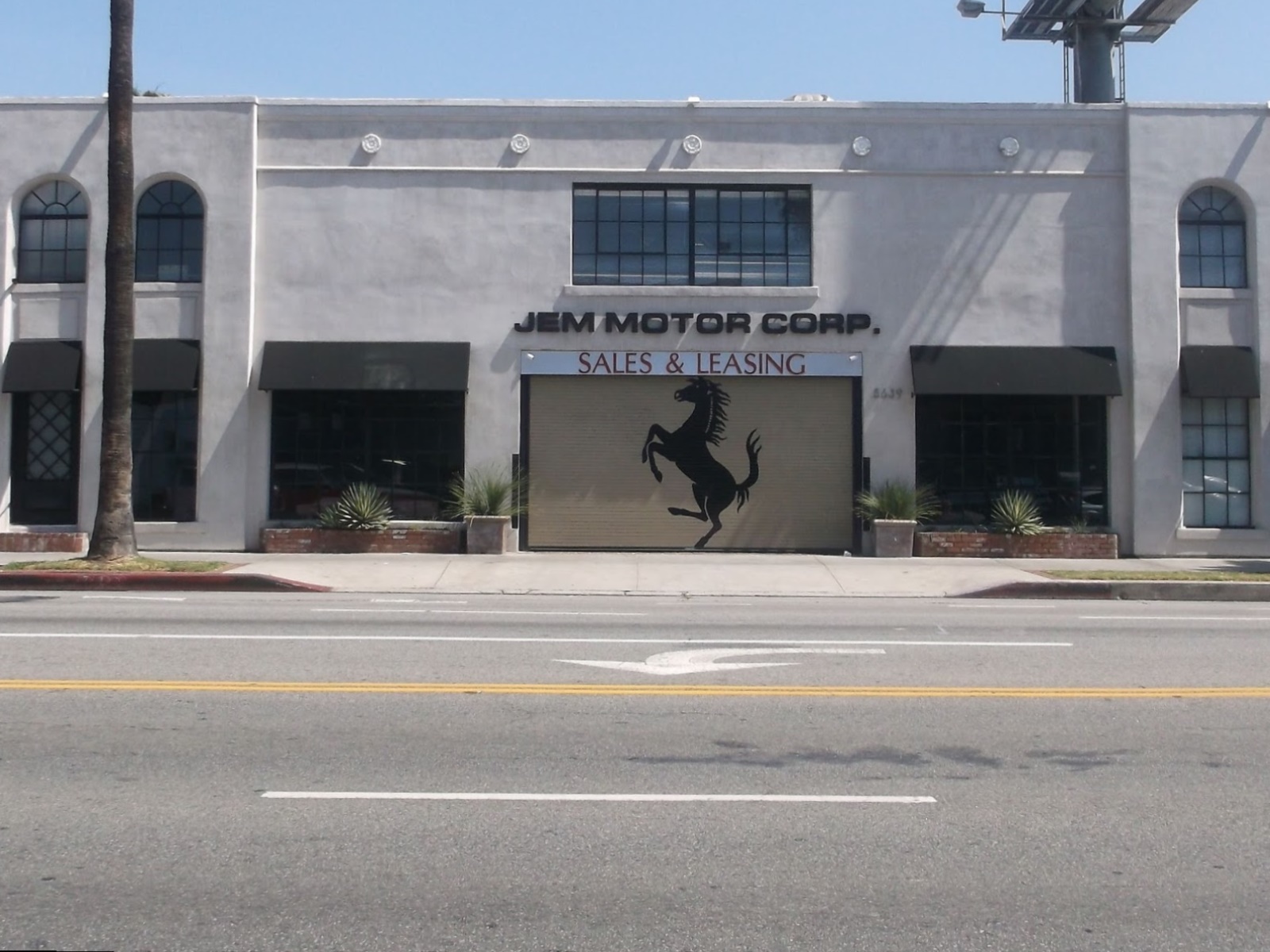 Filming Locations of Chicago and Los Angeles The Glass House