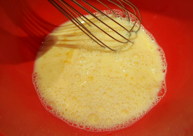 Afroditini smotuljci 2 korak pripreme Aphrodite's love dessert by Laka kuharica: make the batter