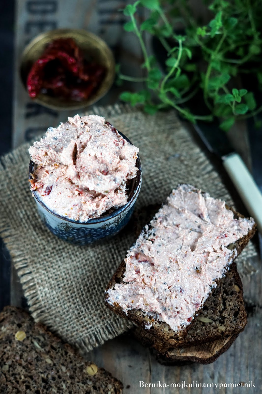 Pasta z białego sera i suszonych pomidorów Bernika mój kulinarny