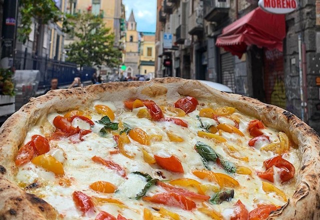 pizzeria sorbillo Napoli