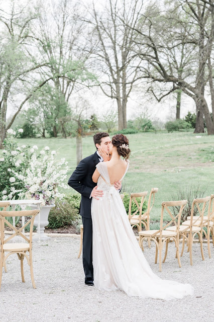 Bridgerton Inspired Whimsical Spring Wedding at Blue Bell Farms | St. Louis Fine Art Wedding Photo & Video