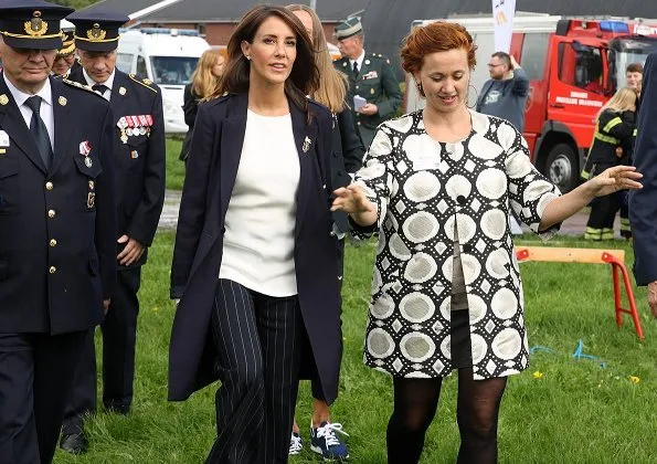 Princess Marie attended Danish Emergency Management Agency's 40th anniversary events in Gråsten. wore coat and trousers