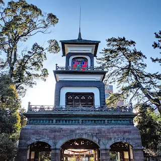 What to do in Kanazawa: Visit Oyama Jinja Shrine at sunset