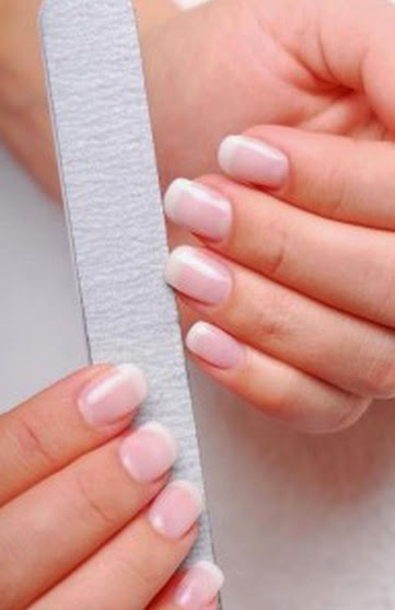 How to File Your Nails Correctly