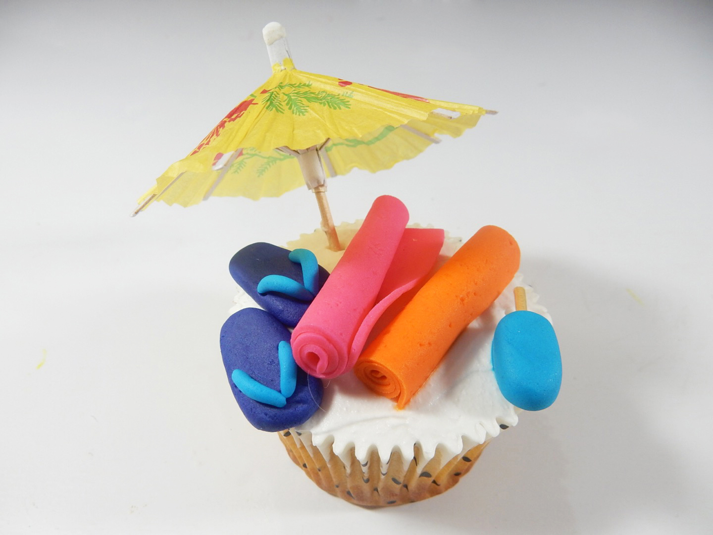 Fondant Beach Cupcake Toppers Towels, Flip Flops, Popsicles