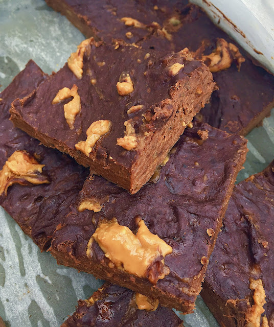 Chocolate Peanut Butter Protein Brownies (Gluten Free, Vegan)