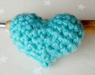 PATRON GRATIS CORAZON AMIGURUMI 48646 💙