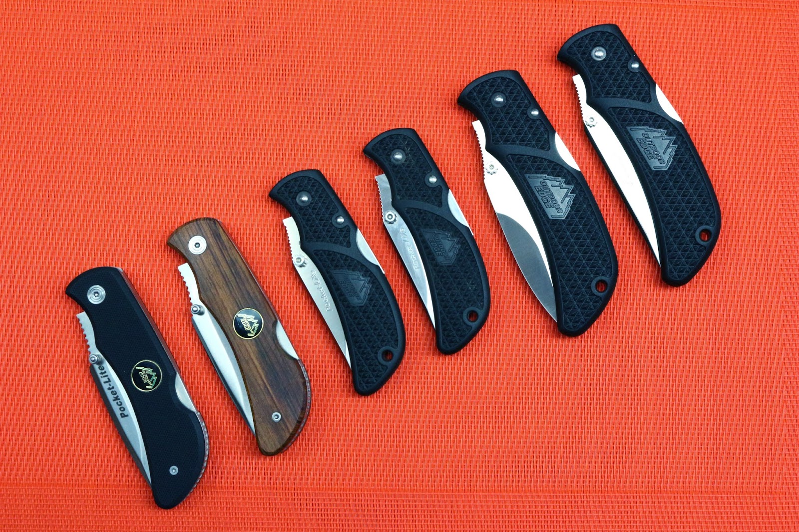 ARMAS BLANCAS 66 SET OUTDOOR EDGE POCKETLITE & FIELDLITE