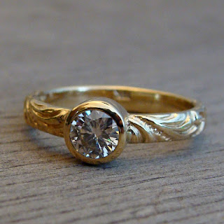 18k gold engagement ring