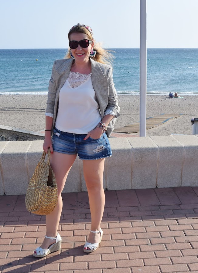Buen_recurso_looks_Short_y_Blazer