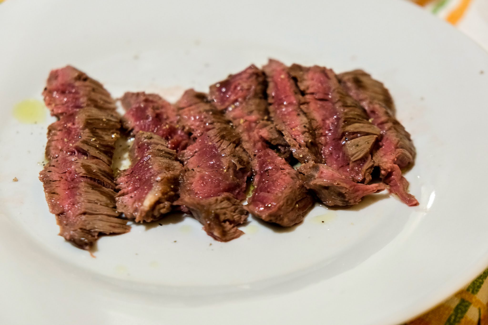 Bistecca di Diaframma alla griglia Seduti a tavola