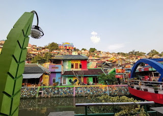 Semarang, Pueblo Arcoiris o Kampung Pelangi. Semarang, Pueblo Arcoiris o Kampung Pelangi.