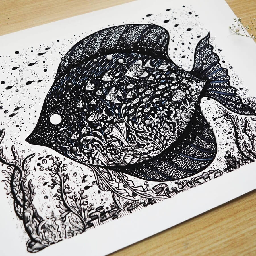 08-A school of fish-Melpomeni-Chatzipanagiotou-www-designstack-co