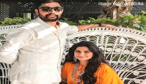 रिया कपूर का जीवन परिचय | Rhea Kapoor Biography Wikipedia In Hindi रिया कपूर का जीवन परिचय | Rhea Kapoor Biography Wikipedia In Hindi