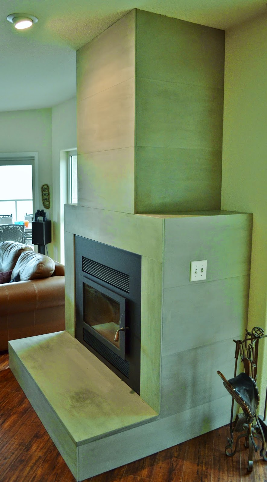 MODE CONCRETE Contemporary Tiled Concrete Fireplace Large Format