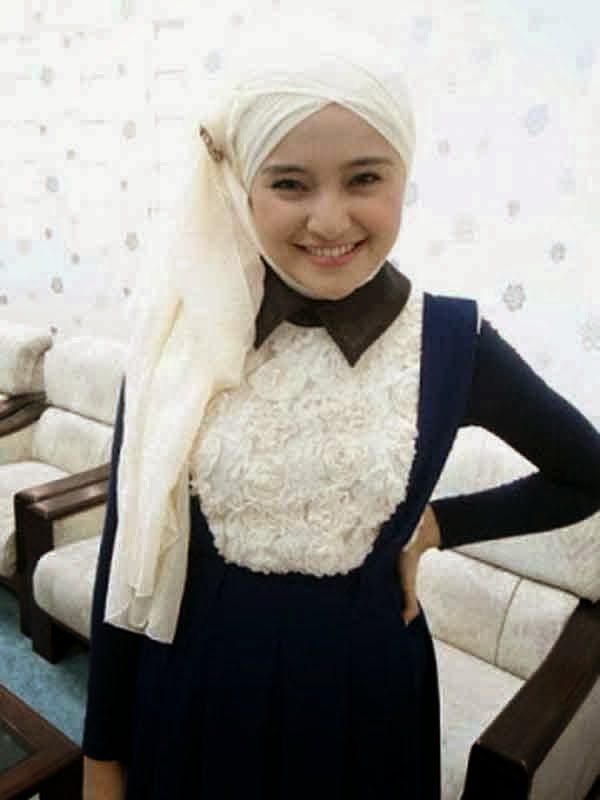 Foto Model Jilbab Cantik Jelita Artis Marshanda Terbaru 2014 | Kumpulan