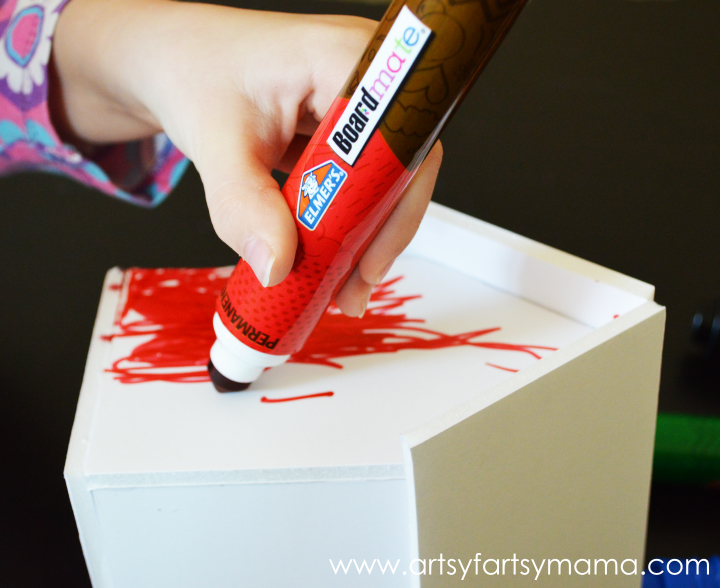 DIY Foam Board Birdhouse at artsyfartsymama.com #Elmers #kidscraft #birdhouse