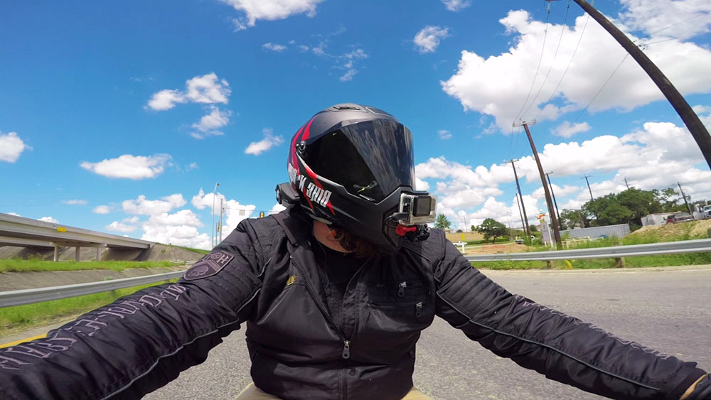 Action Cam yang Sudah Ada Mic External Incaran Motovlogger Action Cam yang Sudah Ada Mic External Incaran Motovlogger