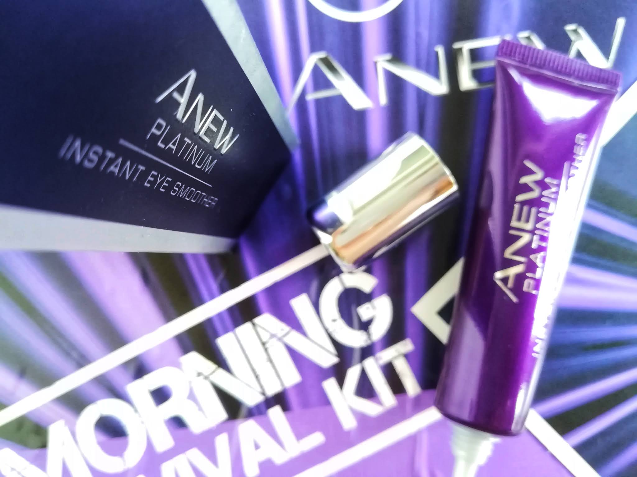 AVON/ ANEW PLATINUM INSTANT EYE SMOOTHER Make up Judge