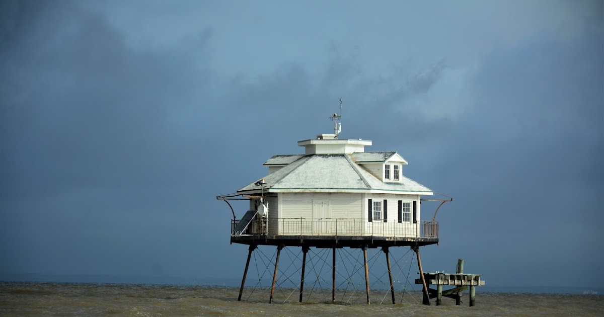 WCLIGHTHOUSES MIDDLE BAY LIGHTHOUSE MOBILE BAY, ALABAMA