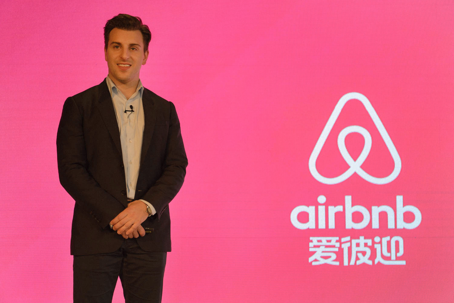 Airbnb rebrands as Aibiying in China Tech News 24h
