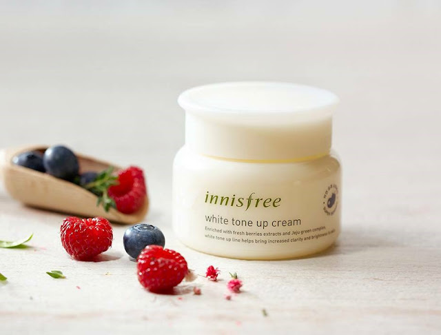 Kem dưỡng trắng da mặt cho da dầu Innisfree White Tone Up Cream