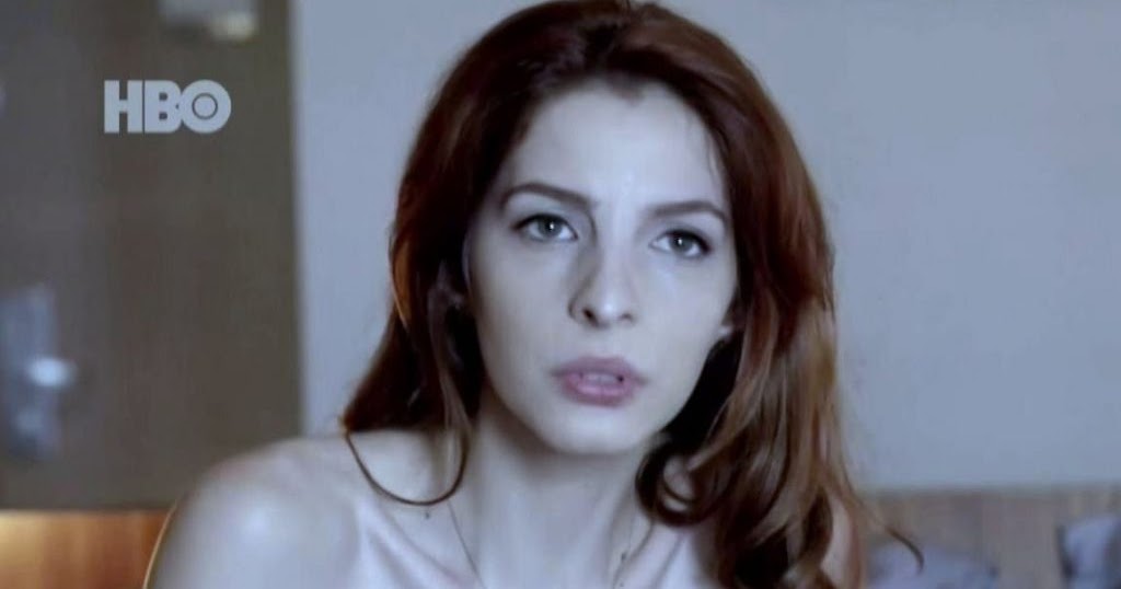 Oops Brasil: Michelle Batista nua na série "O Negócio"