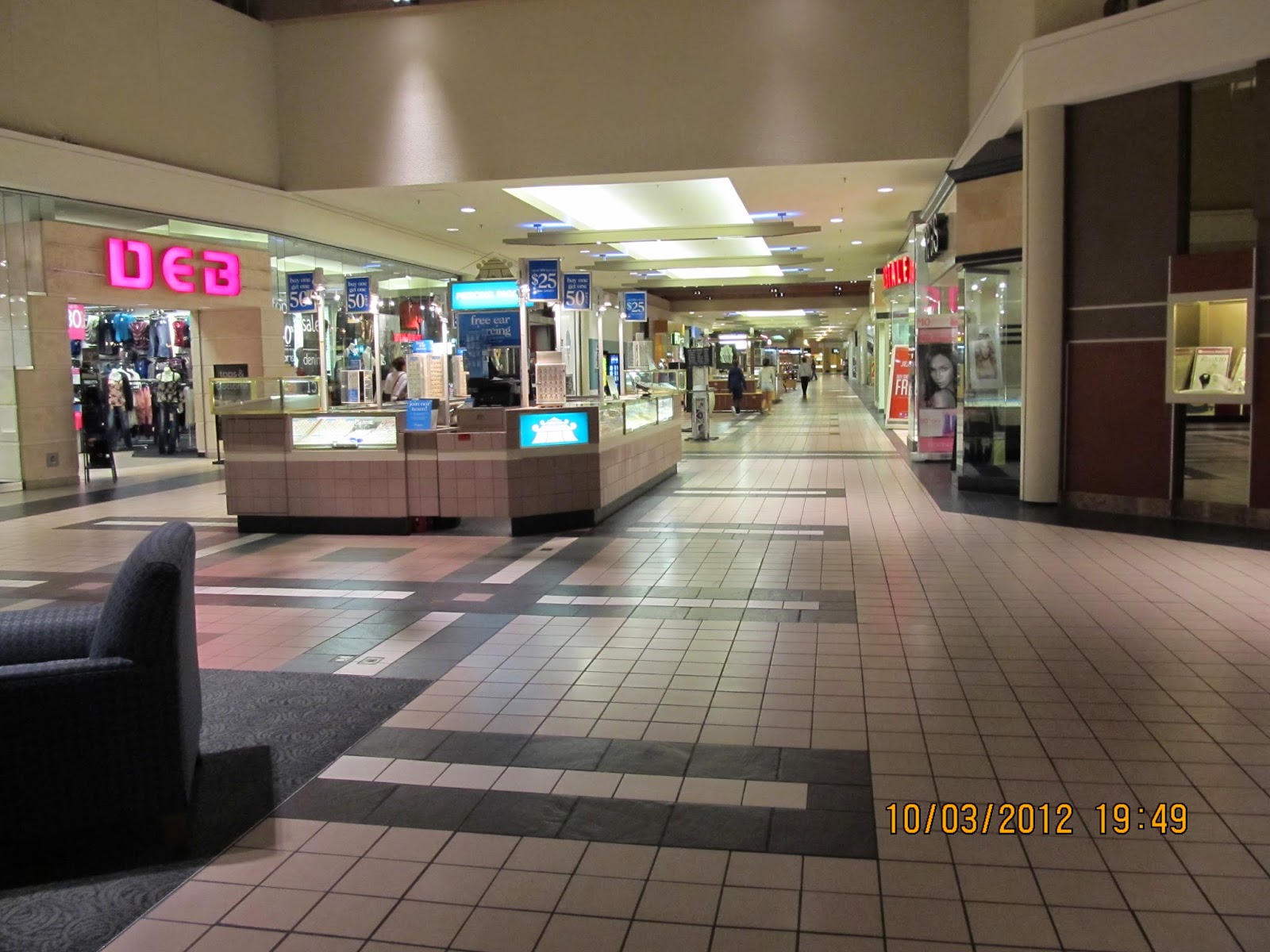Trip to the Mall Spring Hill Mall (West Dundee, IL)