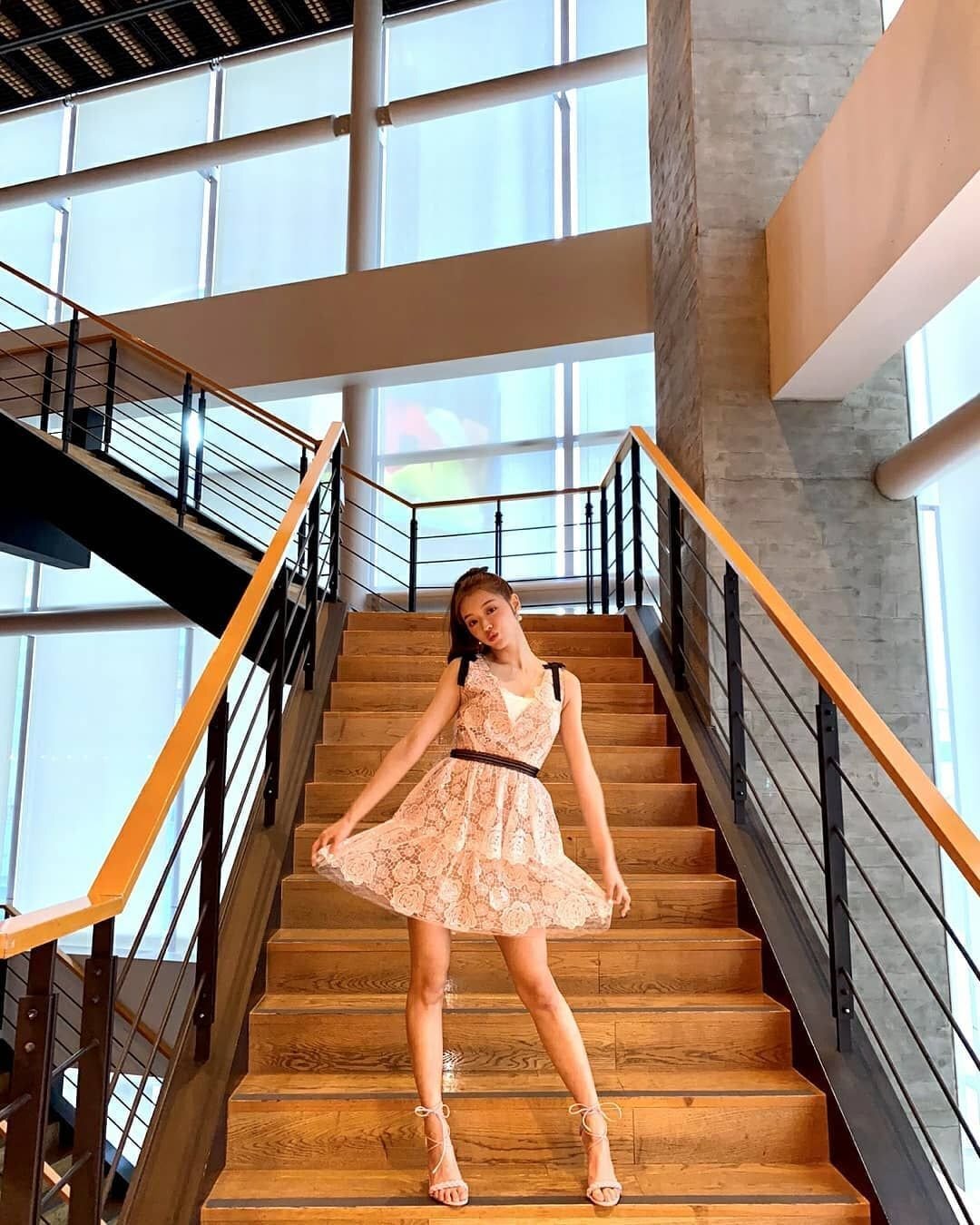 키가 160cm가 안 넘다는 걸그룹 멤버 - 꾸르