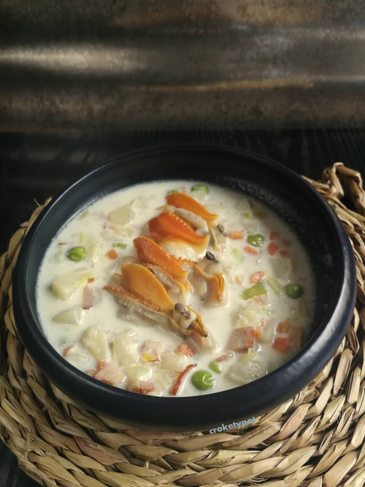 CROKETYPOT: CLAM CHOWDER. SOPA DE ALMEJAS