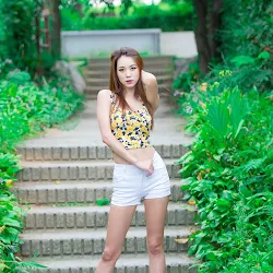 Lovely Ju Da Ha In Outdoor Photo Shoot Foto 2