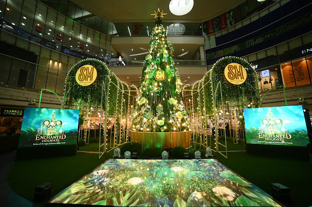 ENCHANTED HOLIDAYS AT SM CITY NORTH EDSA