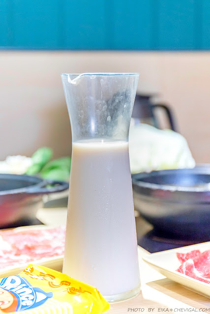 石二鍋經典Fresh店新開幕！半夜12點也能開鍋，兩人同行還送麻辣鴨血！