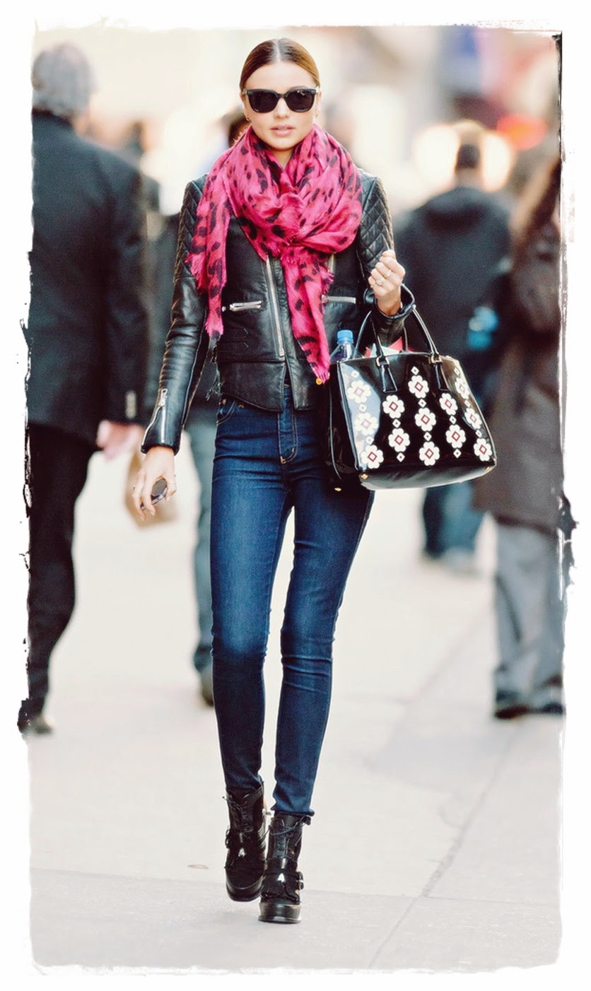 Miranda Kerr Handbags Style - Flowered Prada Handbag