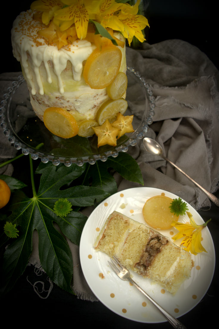 Tarta-layer-cake-de-crema-de-limón-y-crocante-de-pecanas