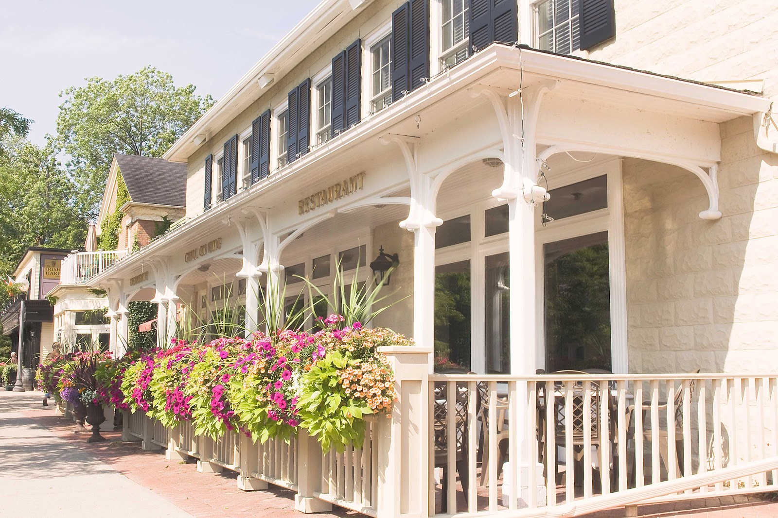 AT THE COTTAGE NIAGARA ON THE LAKE BY EDWIN CABRERA