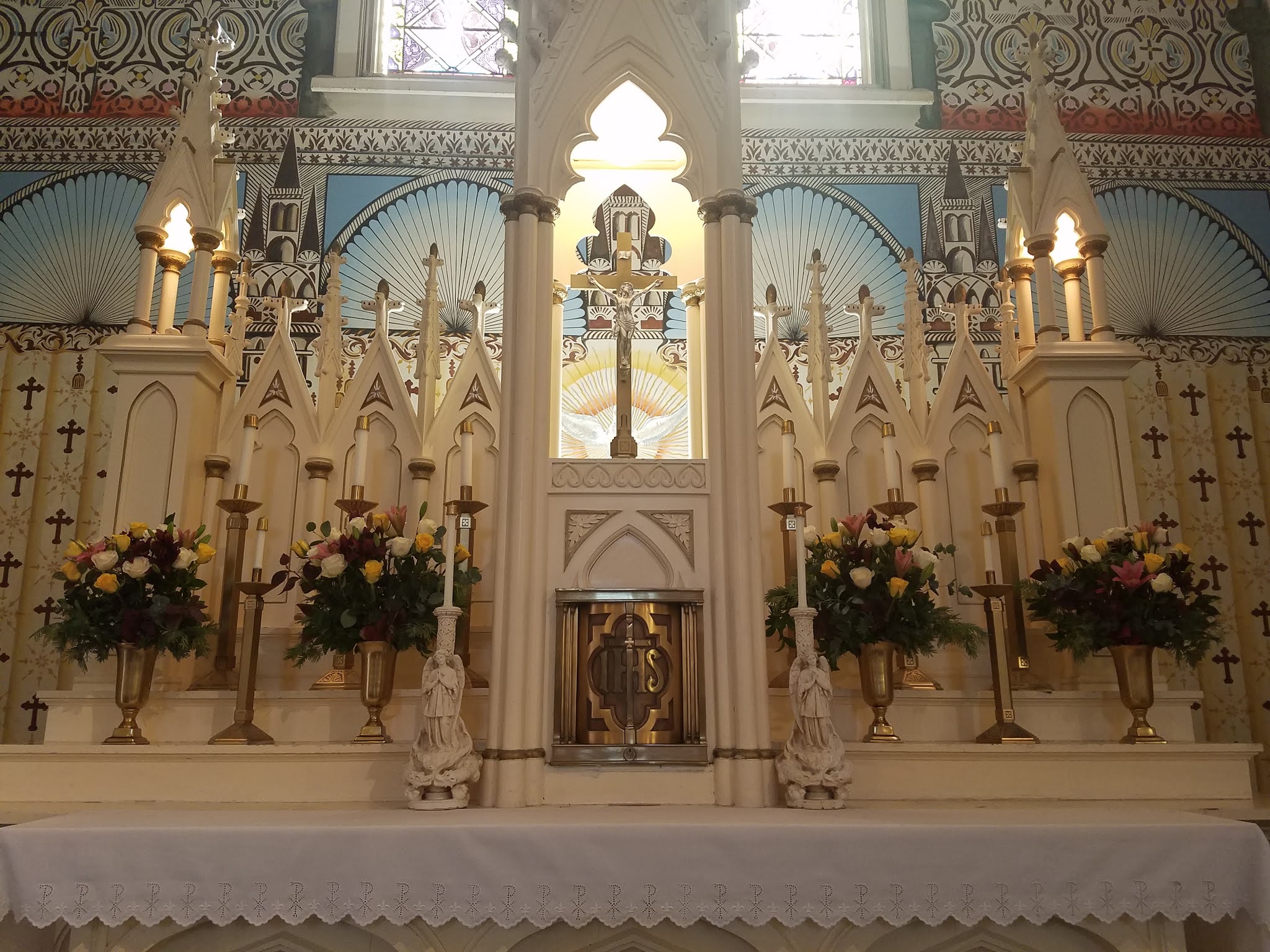 Christ the King Altar Flowers