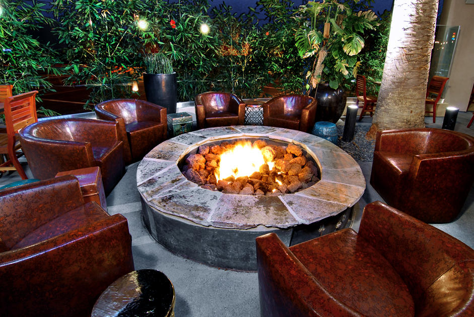 loveisspeed....... Burlap Restaurant by Thomas Schoos..