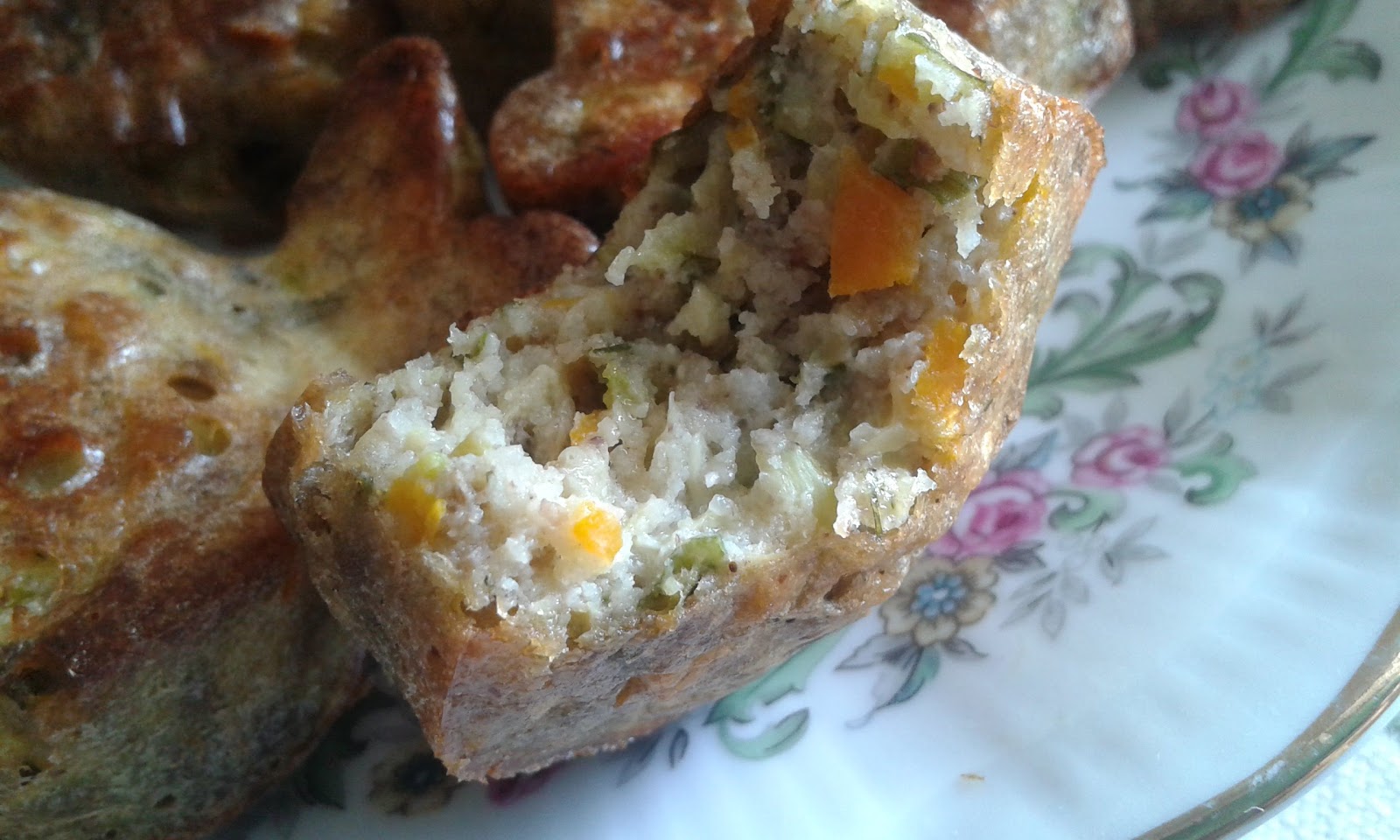 glutensiz kedicik Yeşil Kabaklı Tuzlu Kek ( Glutensiz)