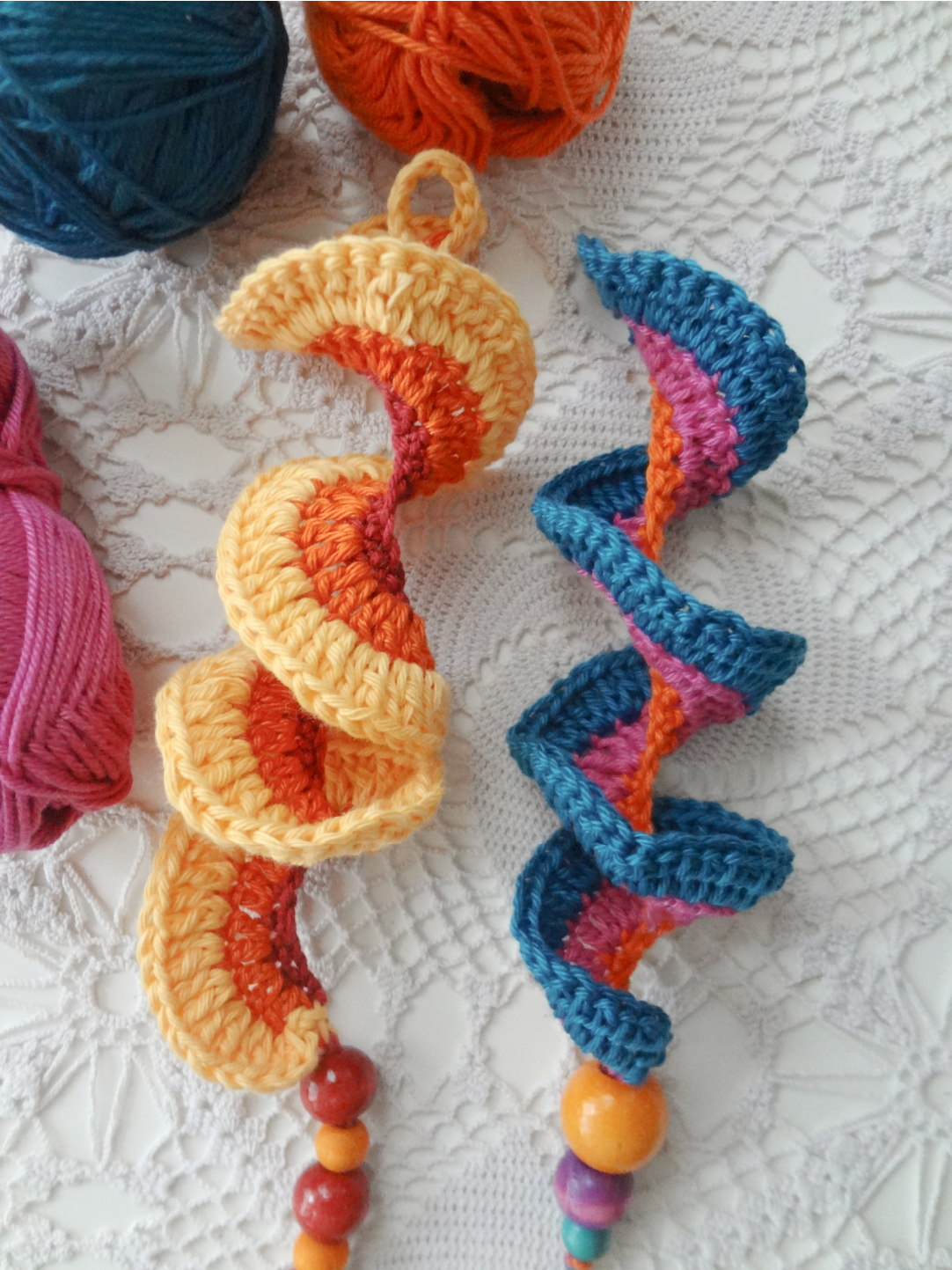 Beginner Friendly Crochet Project: Crochet Wind Spinner 