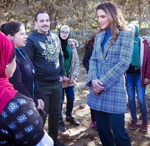 Queen Rania wore OFF-WHITE Belted Plaid Blazer from Ready To Wear Fall Winter 2017 at Al Kamaliya Forest in Amman