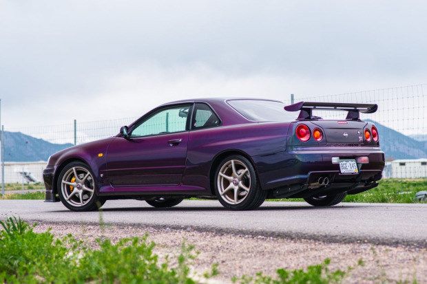 Midnight Purple II R34 GT-R Vspec sells for $315,187 on Bring A Trailer