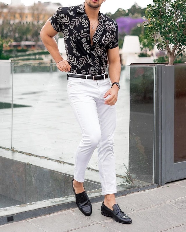 Men's Fashion Style Outfits Ideas Half sleeve's shirt and trousers, tuck in